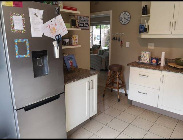 3 BEDROOM DUPLEX RENTED IN UMHLANGA CENTRAL